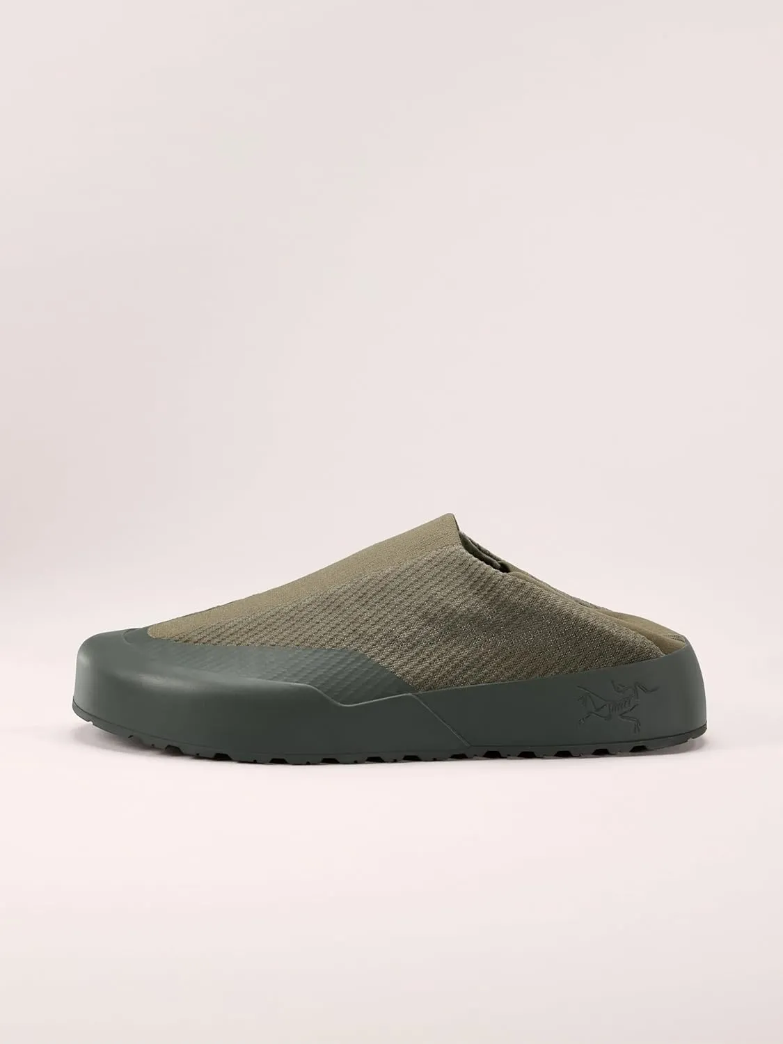 Arc'teryx Women’s Kragg Shoe - Lightweight Pull-On Shoe for Quick Approaches, Everyday Casual Shoes