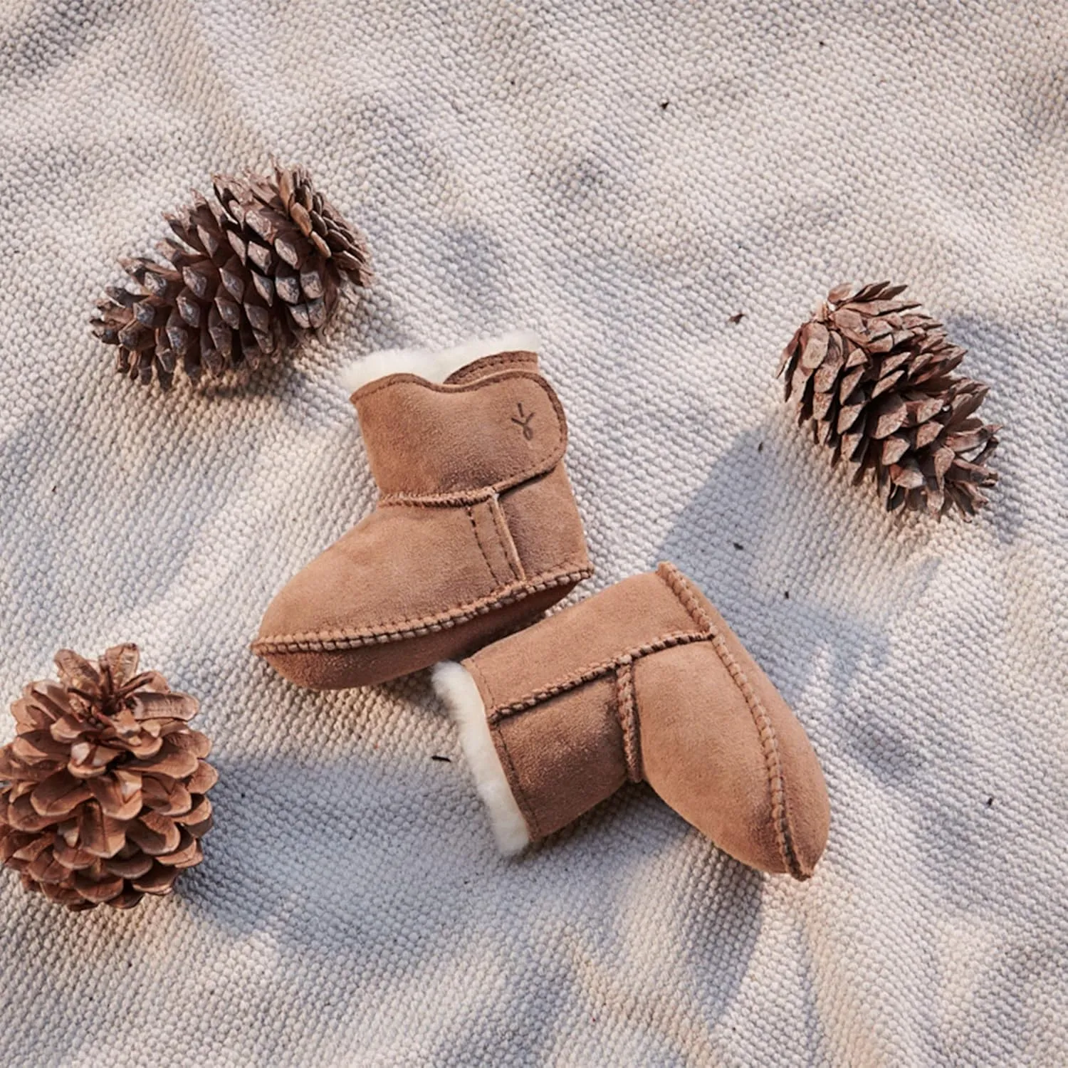 EMU Australia Grubs Baby Bootie (Infant/Toddler)