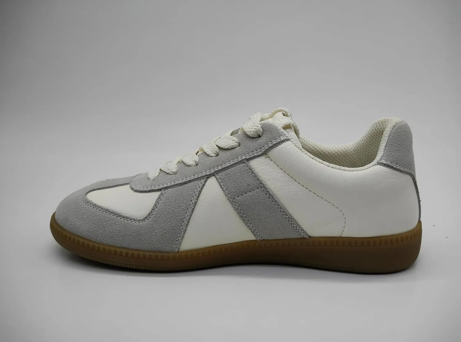 Men’s German Trainer Sneakers – Retro Minimalist Suede Leather Casual Shoes with Gum Sole, Classic Streetwear Style for Everyday Wear and Smart Outfits
