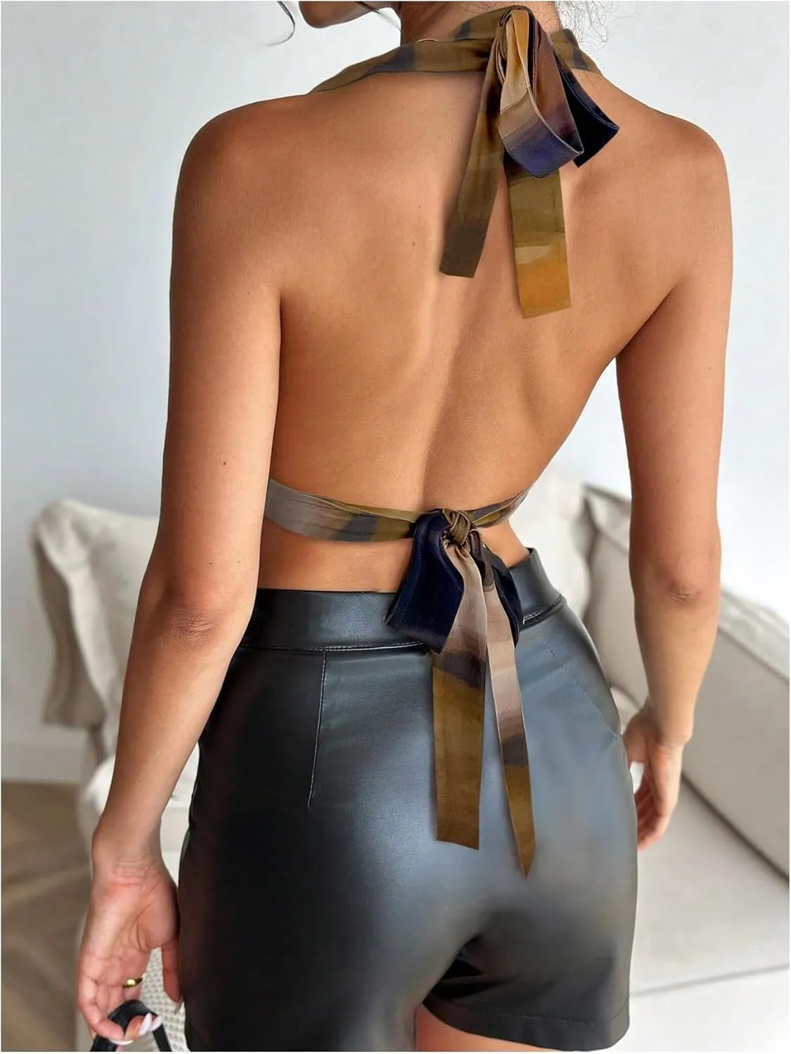 SOLY HUX Women's Sexy Halter Going Out Top Open Back Deep V Neck Sleeveless Vest Tank Tops Party Clubwear