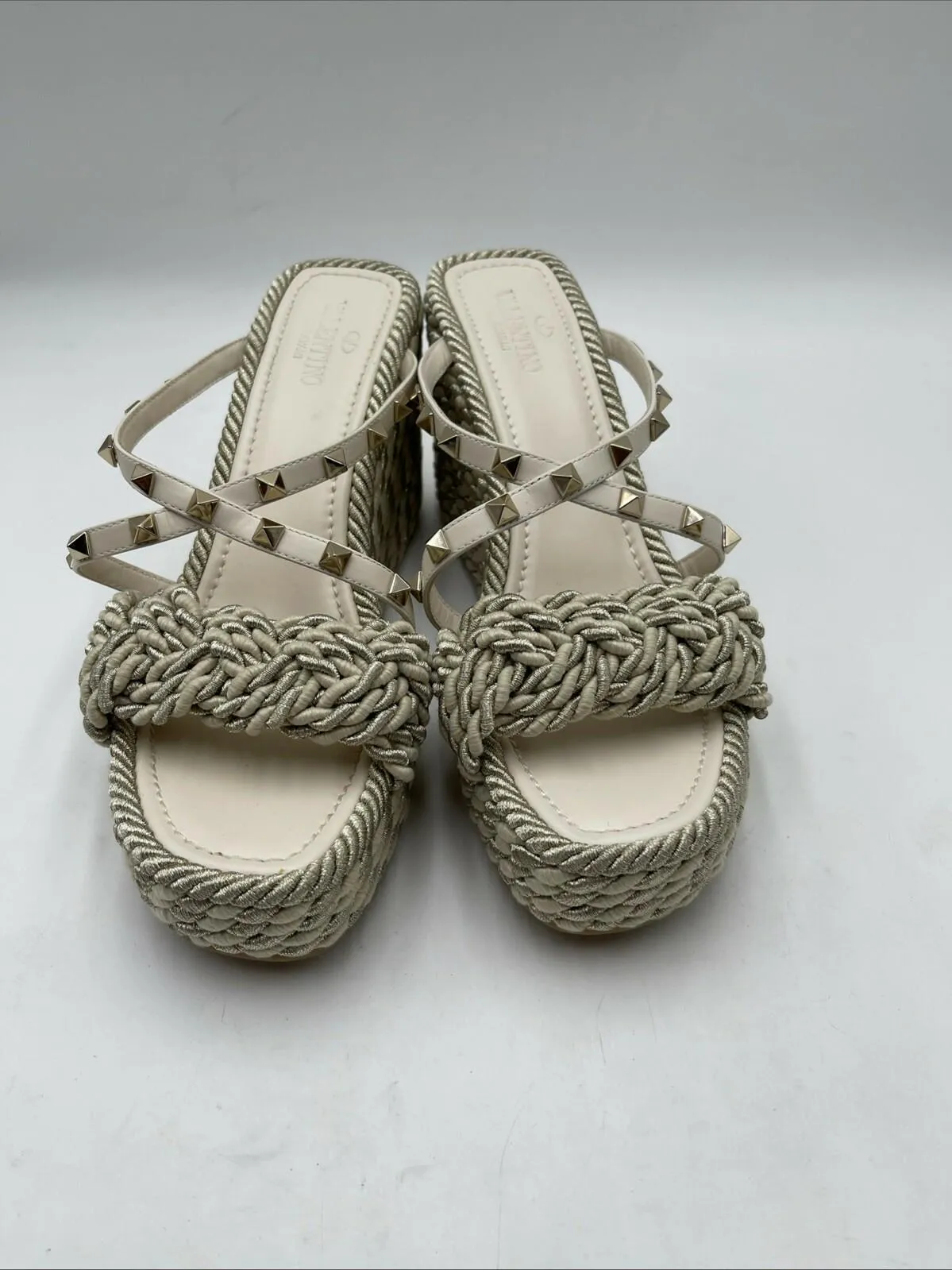 Valentino Garavani Rockstud Torchon Espadrille Wedge Sandals Size 41 - Very Good